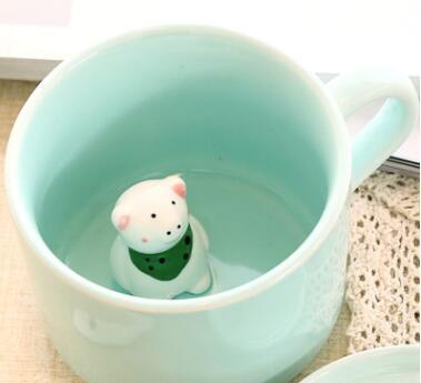 Animal figurine tea or coffee cup